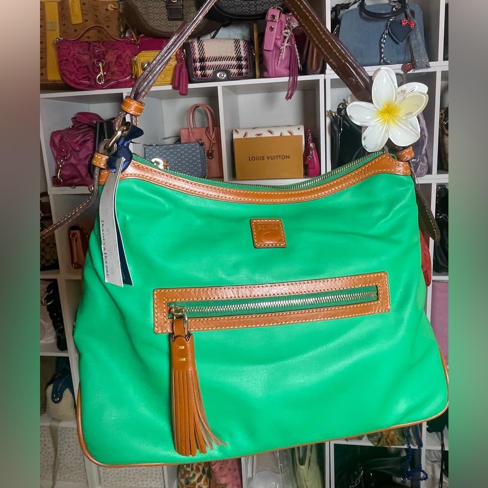 Dooney & Bourke Kelly Green Large Sac Satchel NWT